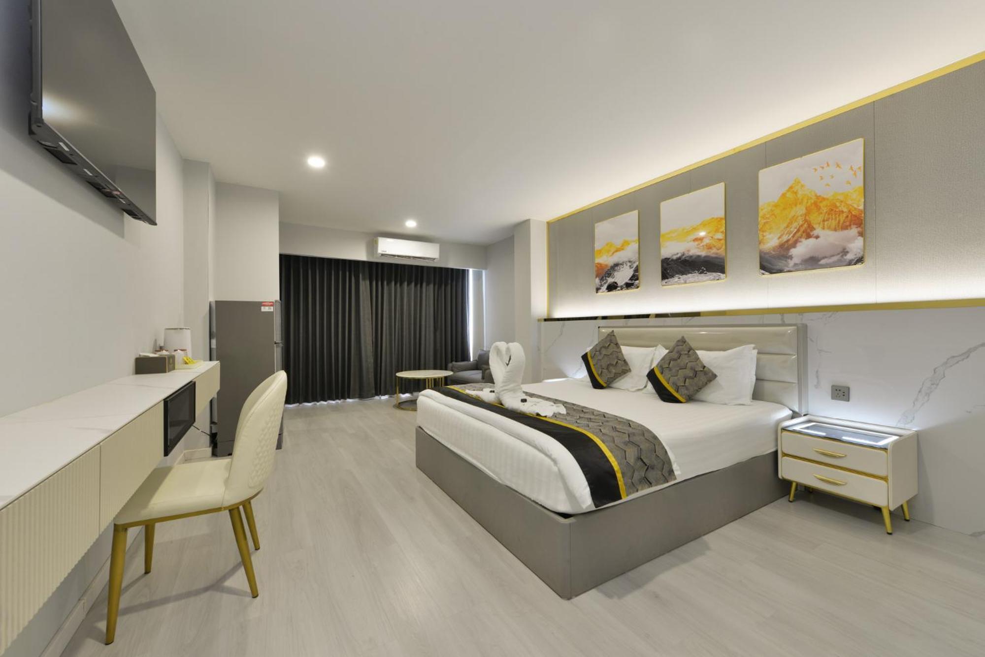 Berich Hotel Tak Zewnętrze zdjęcie